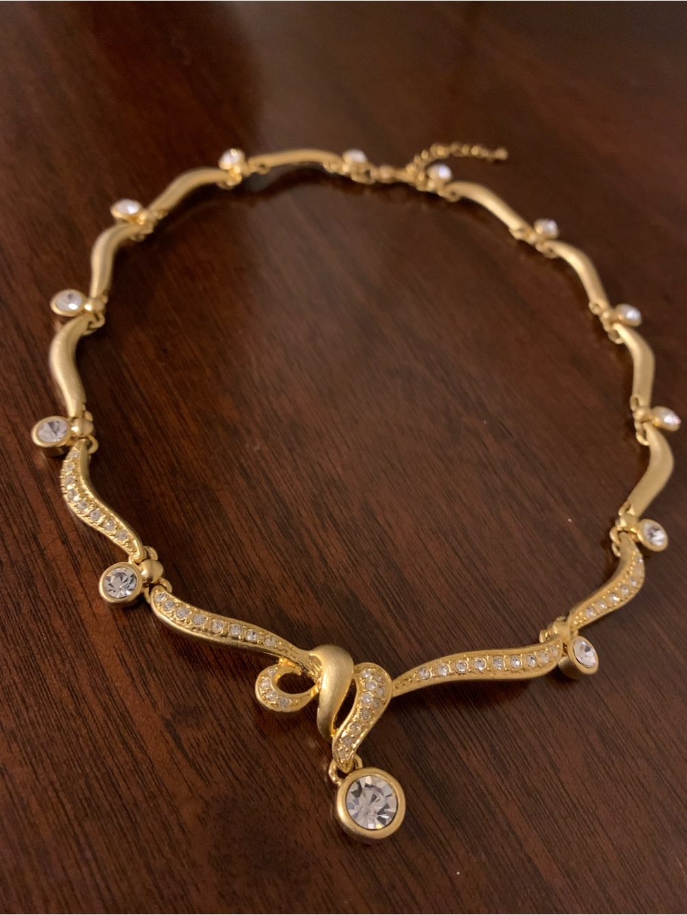 Gold Crystal Accent Women’s Necklace - Elegant Gold Tone